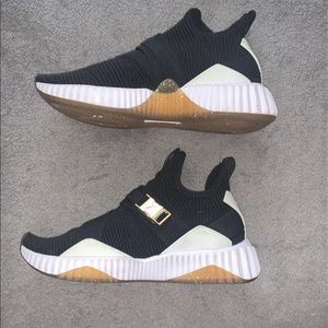 Women’s puma shoes